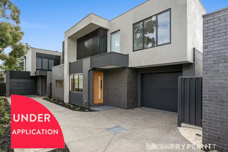 2/14 First Avenue, Rosebud VIC 3939