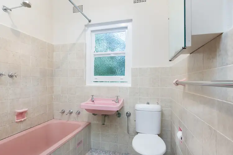 Fourth view of Homely apartment listing, 4/11 Macarthur Avenue, Crows Nest NSW 2065