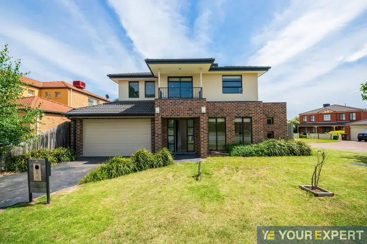 8 Eastbourne Way