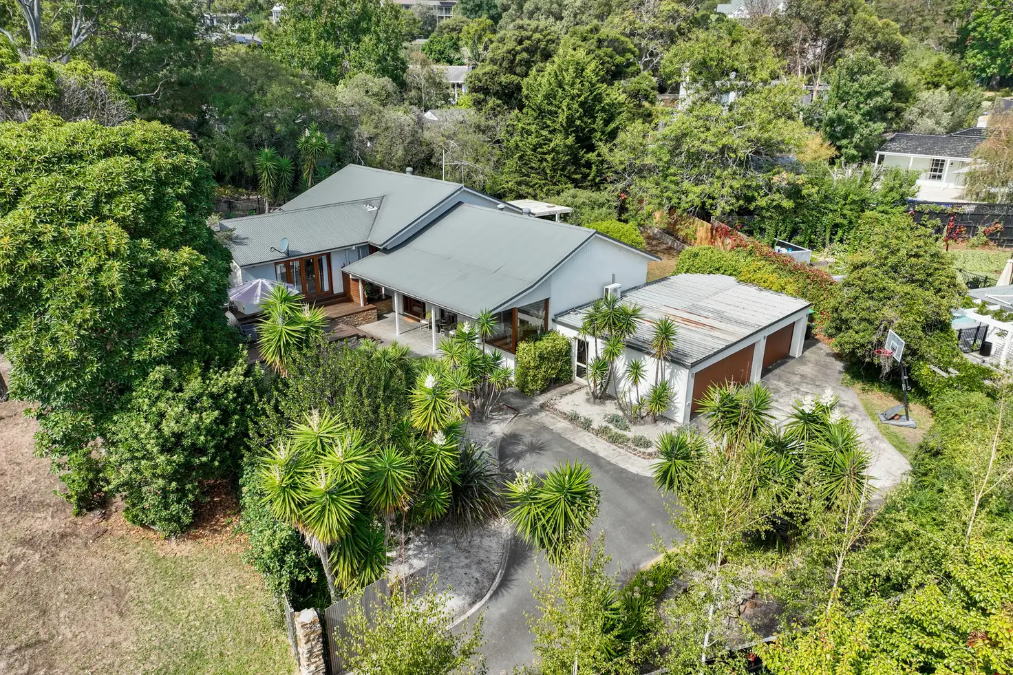 Main view of Homely house listing, 21 Daveys Bay Road, Mount Eliza VIC 3930