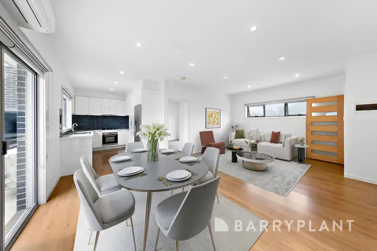 Fourth view of Homely townhouse listing, 2/80 Oberon Avenue, St Albans VIC 3021