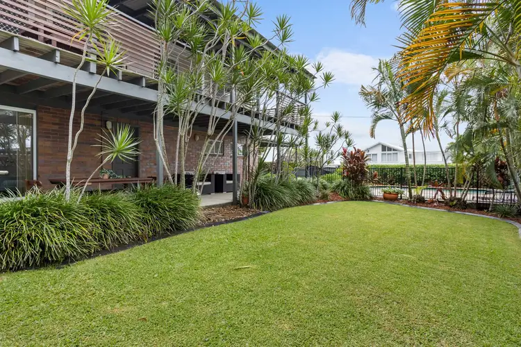 10 Lind Avenue, Southport QLD 4215