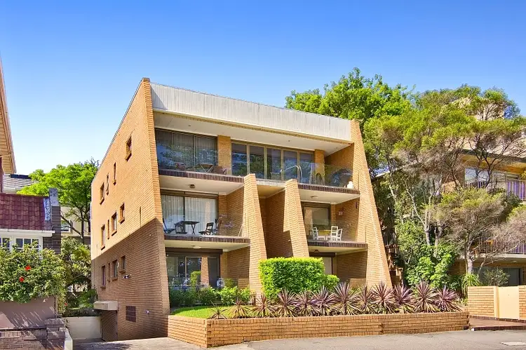 Main view of Homely apartment listing, 2/27 East Esplanade, Manly NSW 2095