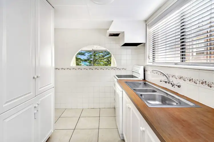 Fifth view of Homely apartment listing, 2/27 East Esplanade, Manly NSW 2095