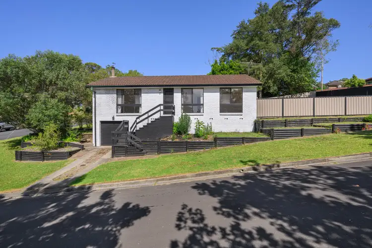 28 Bulbi Avenue