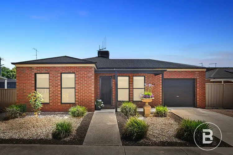 12 Amber Court