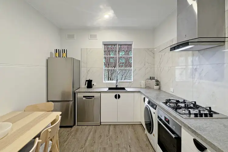Fourth view of Homely apartment listing, 9/60 Queens Road, Melbourne VIC 3004