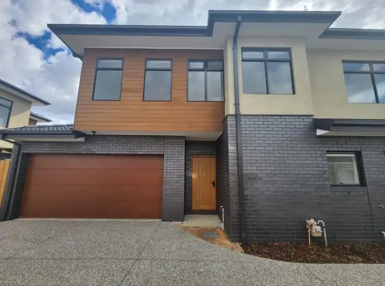 2/34 Storey Road, Reservoir VIC 3073