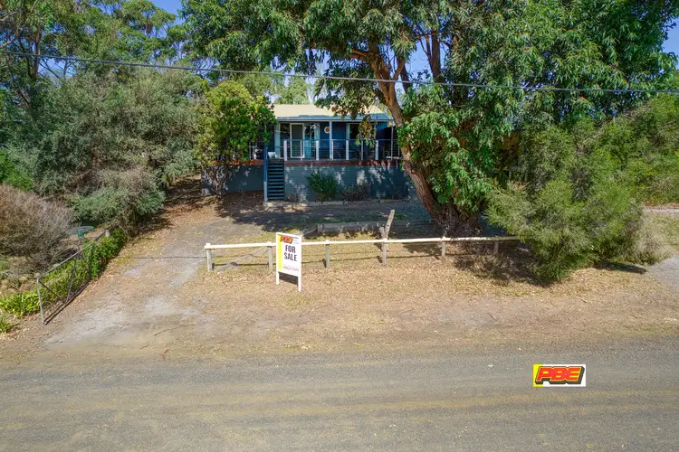 10 Pandora Avenue, Venus Bay VIC 3956