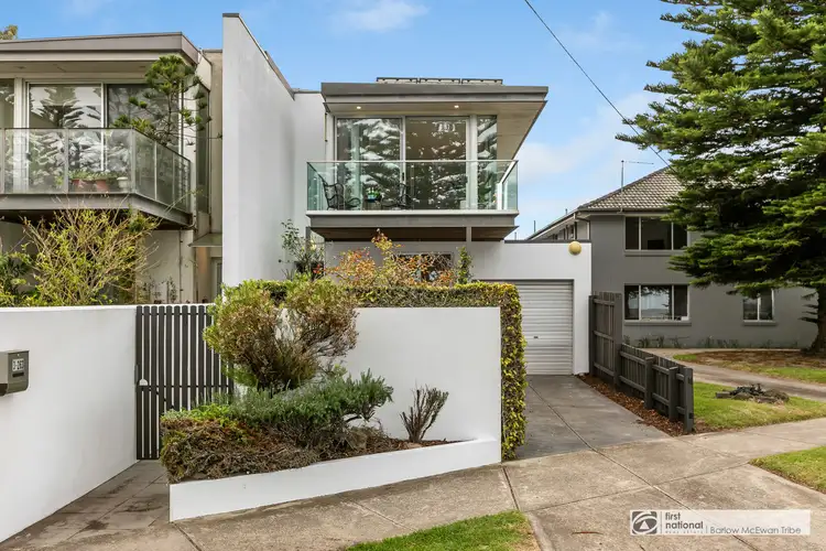3/263 Esplanade, Altona VIC 3018
