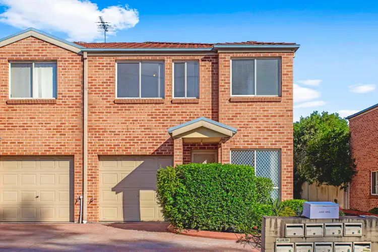 2/8 Lancaster Street, Blacktown NSW 2148