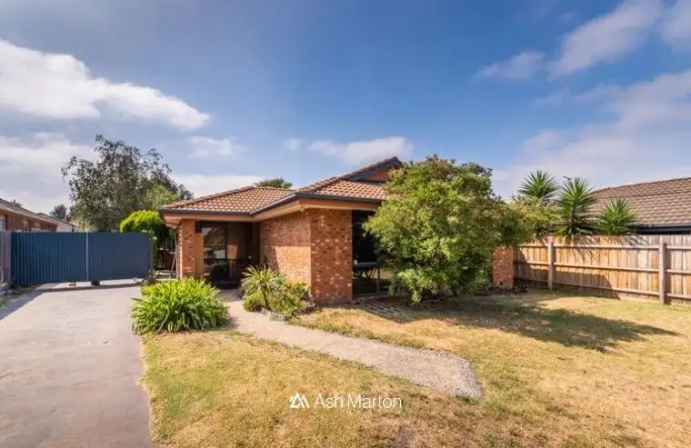 Main view of Homely house listing, 190 Lyrebird Drive, Carrum Downs VIC 3201