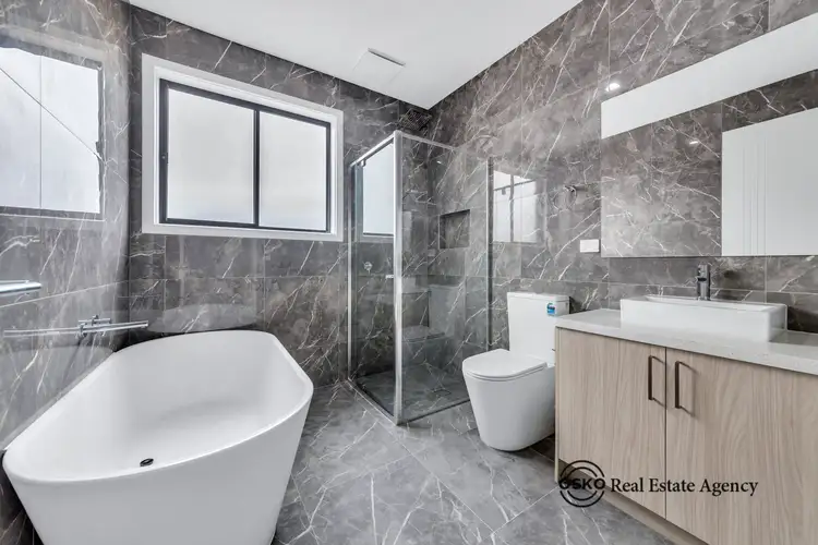 24 Noel Way, Tarneit VIC 3029