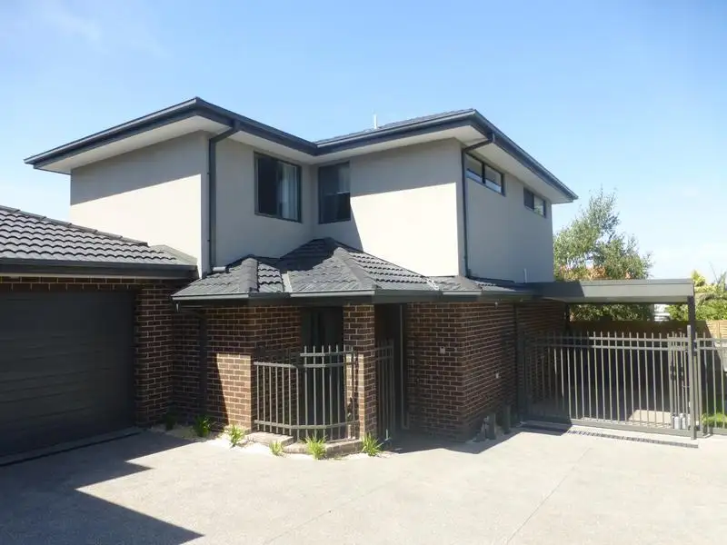 Main view of Homely townhouse listing, 3/2 May Park Avenue, Ashwood VIC 3147