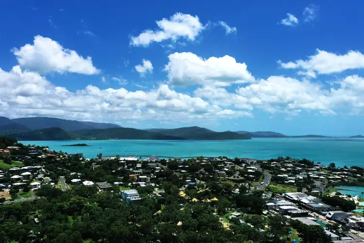 46-48 Stonehaven Court, Airlie Beach QLD 4802
