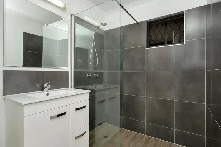 Fifth view of Homely house listing, 2 Poplar Street, Kirwan QLD 4817