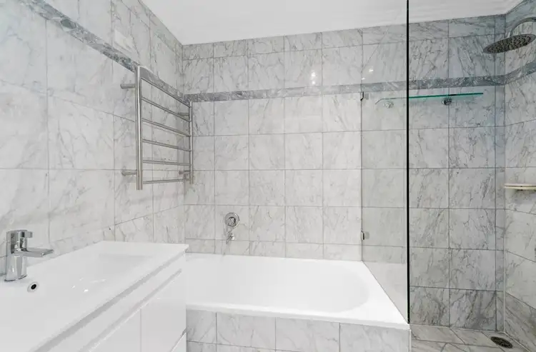 Fifth view of Homely unit listing, 224/402-420 Pacific Highway, Crows Nest NSW 2065