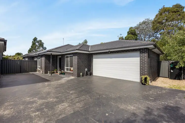 Main view of Homely unit listing, 5/19 Regan Drive, Romsey VIC 3434