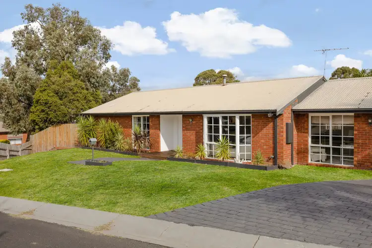 Second view of Homely house listing, 28 Kingsley Drive, Sunbury VIC 3429