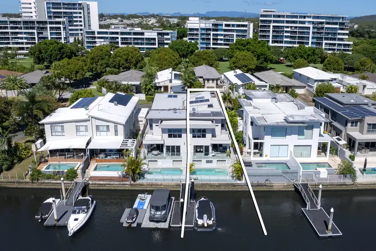 1/17 South Quay Drive, Biggera Waters QLD 4216