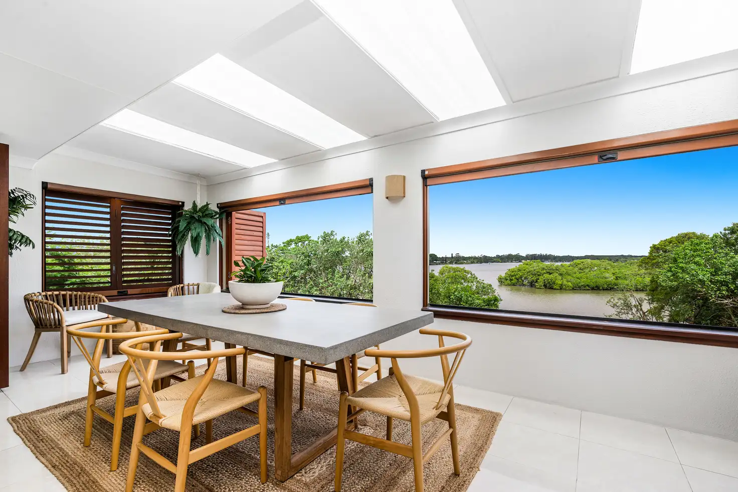 Main view of Homely semi-detached listing, 2/31 Bimbadeen Avenue, Banora Point NSW 2486