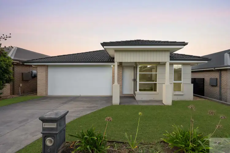 6 Wear Street, Oran Park NSW 2570
