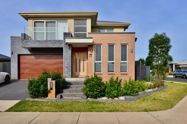 33 Jamison Crescent