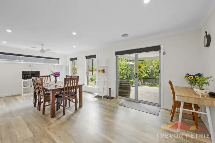 Fourth view of Homely house listing, 4 Linsdell Court, Canadian VIC 3350