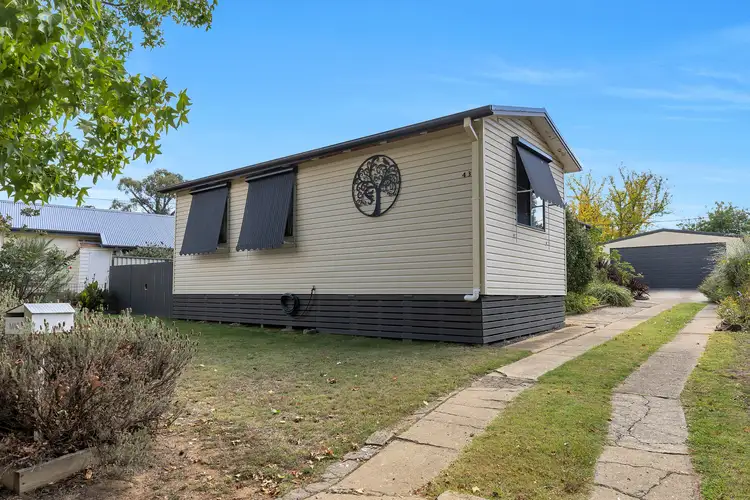 43 Baroona Avenue, Cooma NSW 2630