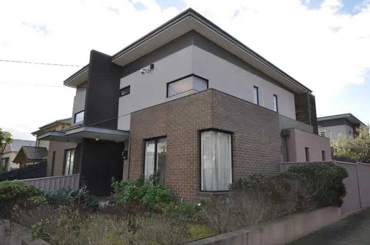 Second view of Homely townhouse listing, 2/221 Westgarth Street, Northcote VIC 3070