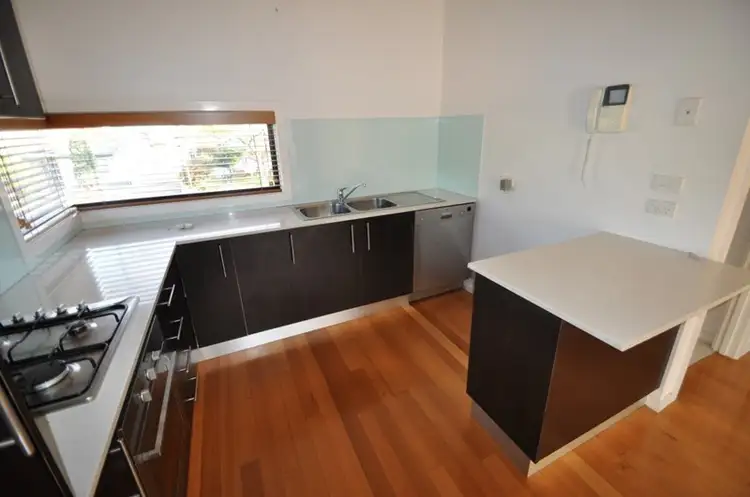 Fourth view of Homely townhouse listing, 2/221 Westgarth Street, Northcote VIC 3070