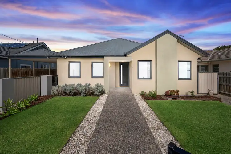 11 Knight Avenue, Herne Hill VIC 3218