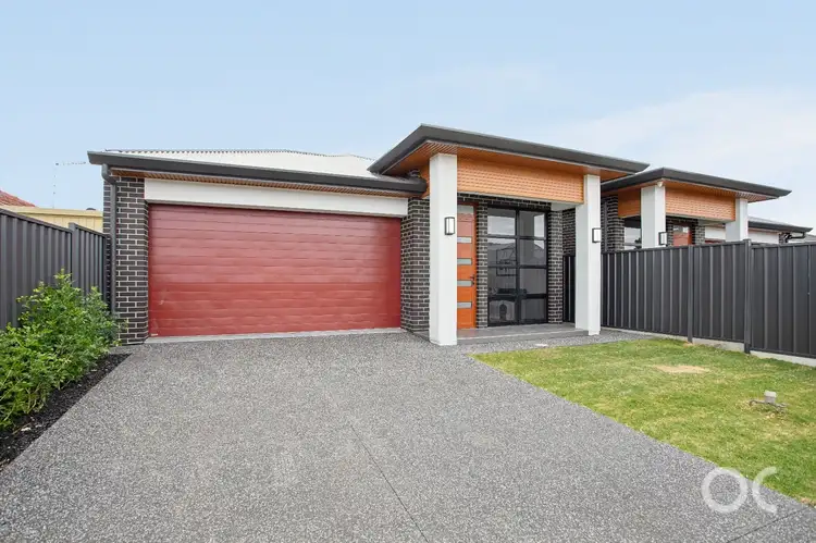 3 Dawkins Avenue
