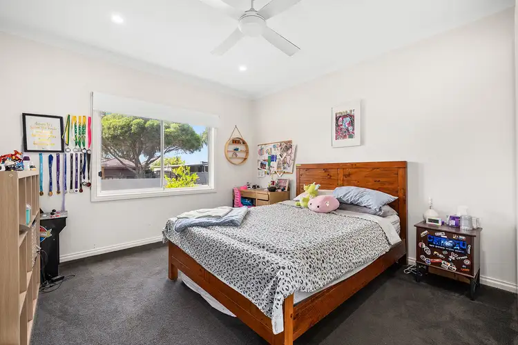 Fifth view of Homely house listing, 2 Scarlet Street, Mordialloc VIC 3195