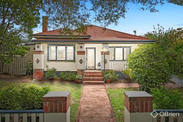 1/8 Park Crescent