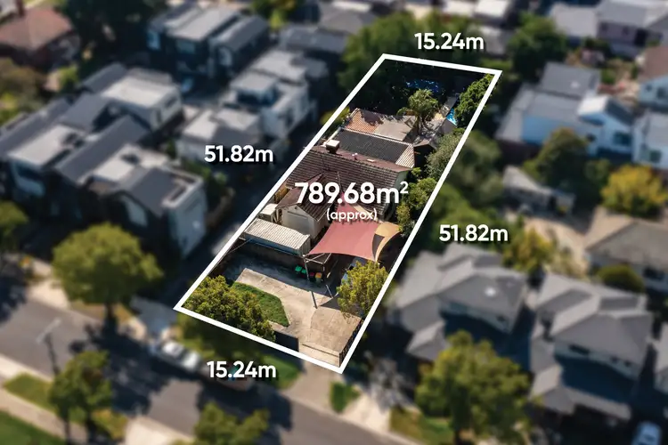 2 Mccomas Street, Reservoir VIC 3073