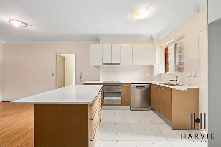2/10 Gordon Avenue