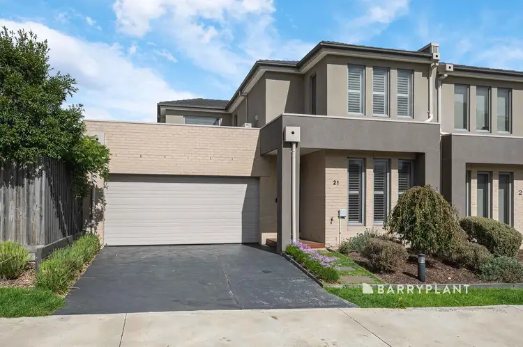 Main view of Homely house listing, 21 Tully Crescent, Narre Warren VIC 3805