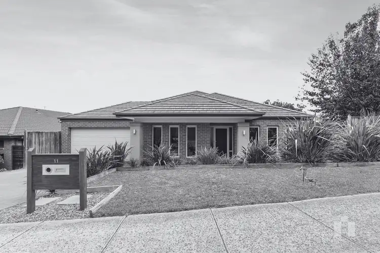 11 Dendron Court, Doreen VIC 3754