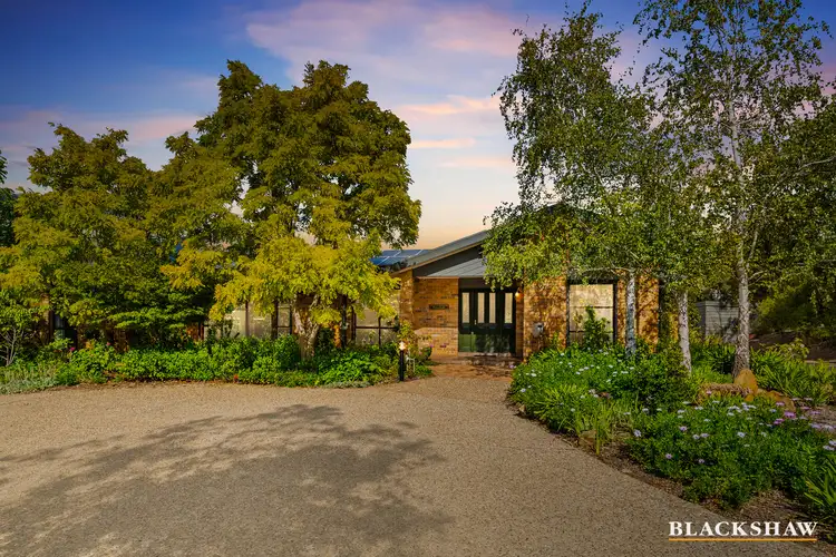 4 Beston Place, Greenleigh NSW 2620