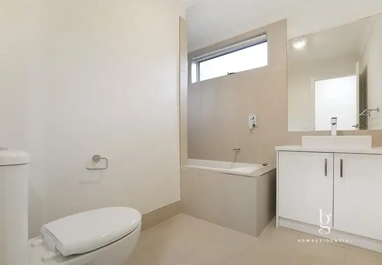 Fifth view of Homely townhouse listing, 10 Flourish Walk, Doreen VIC 3754