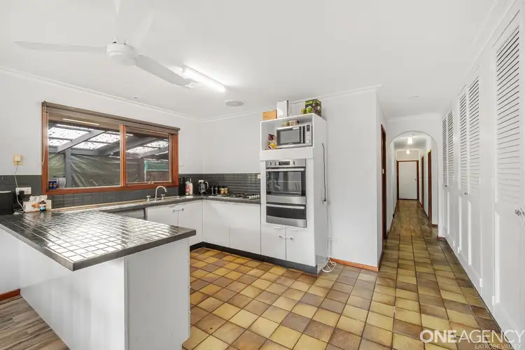 Third view of Homely house listing, 2 Waratah Drive, Morwell VIC 3840