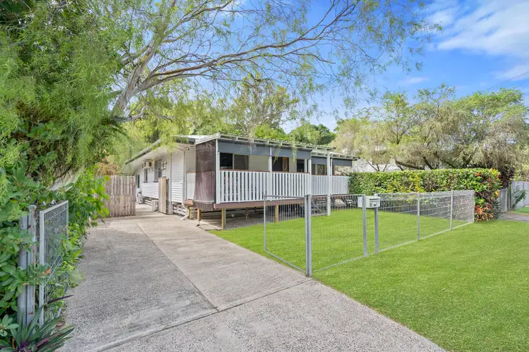 28 Headrick Street, Manunda QLD 4870