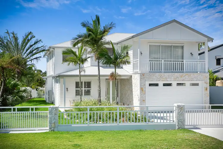 52 Southern Cross Parade, Sunrise Beach QLD 4567