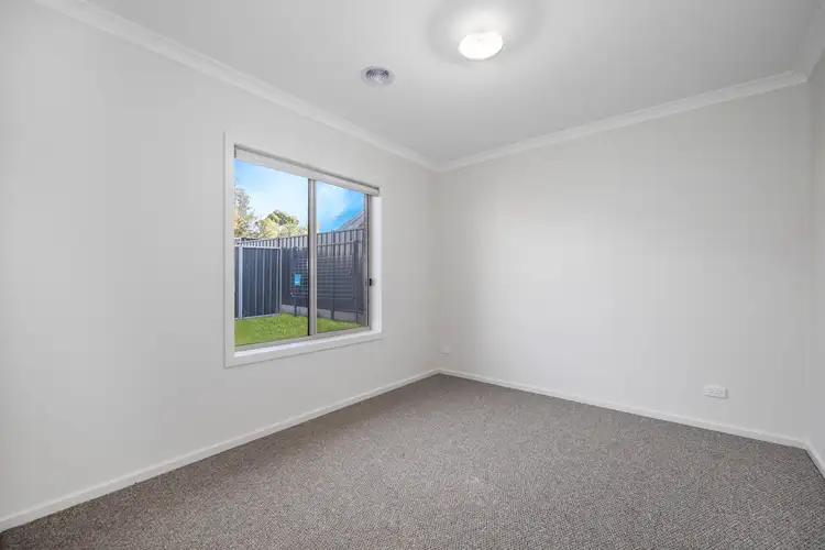 Fifth view of Homely unit listing, 3 McKean Street, Maryborough VIC 3465
