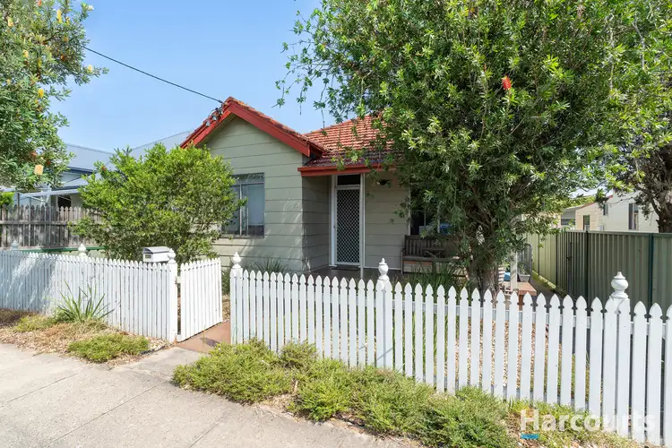 20 Ingall Street