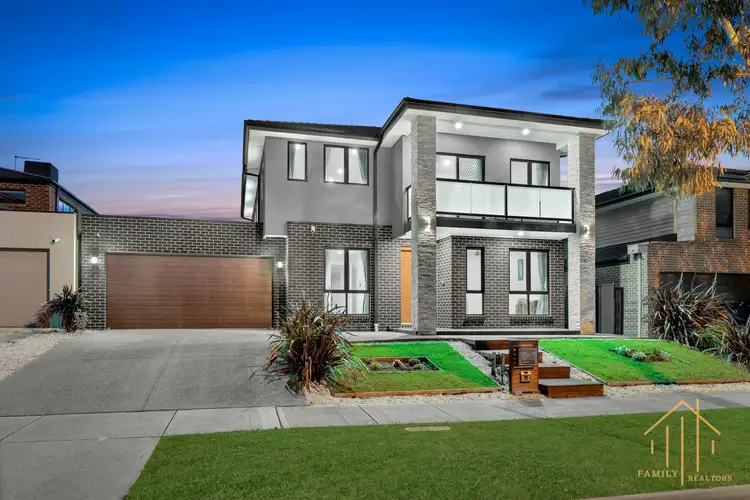 10 McAllister Drive, Cranbourne East VIC 3977