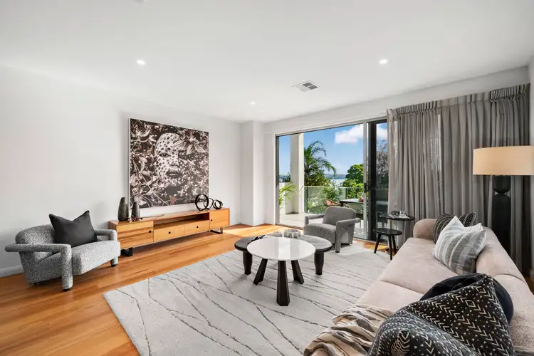 5B Jones Avenue, Warners Bay NSW 2282