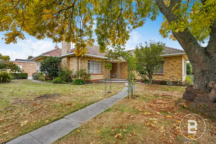 34 Waller Avenue, Newington VIC 3350