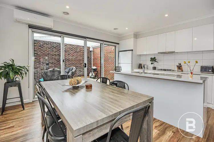 Fourth view of Homely unit listing, 1/10 Wood Street, Soldiers Hill VIC 3350
